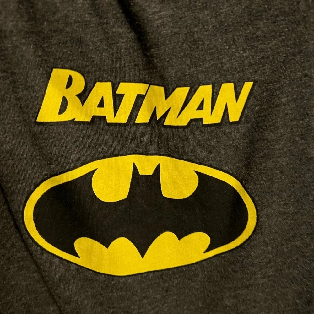 Batman Gray and Yellow Short Sleeve Romper Preloved 6-9 months